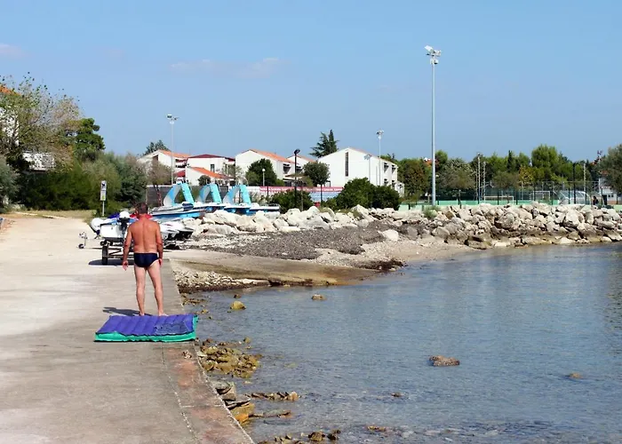 With Parking Space Novigrad - 7053 Novigrad Istria